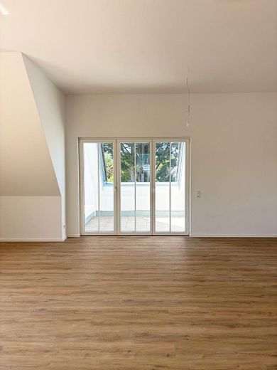 Erstbezug Neubau – Wohn- Esszimmer