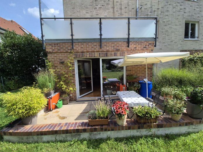 3-Zimmer-Whg. mit Terrasse in Dahlem – Anfragen NUR mit ausgefüllter Selbstauskunft" – Terassenansicht