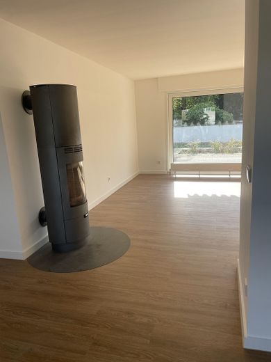 Hermosa casa unifamiliar - reformada integralmente - mucho espacio para toda la familia - ¡sin agente inmobiliario! – EG Kamin