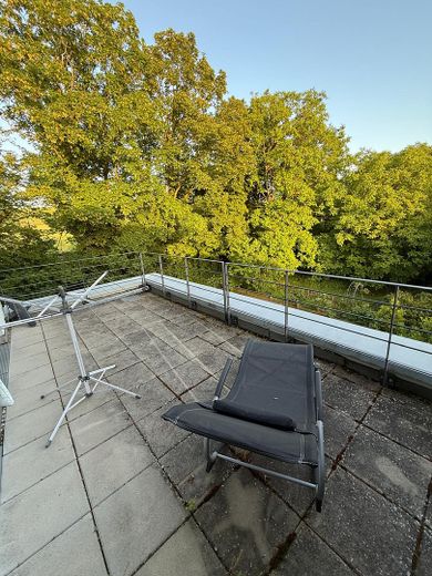 Hochwertige Doppelhaushälfte in Feldrandlage mit Südterrasse und Garten in Nieder-Olm – Terrasse DG