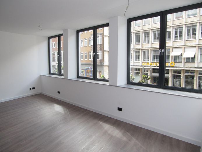 Lübeck Innenstadt (Altstadtinsel) Moderne 2 Zimmer-Komfort-Wohnung im Herzen von Lübeck – Wohn/Essbereich Ansicht 2