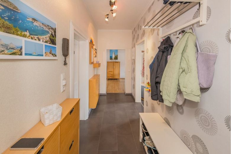 Charmante Altbau Erdgeschoss Wohnung mit Terrasse in ruhiger Lage von Eichlinghofen EG – Flur