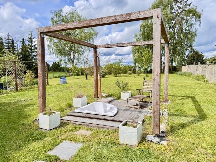 HORN IMMOBILIEN ++ geschmackvoll renoviertes Einfamilienhaus in Pampow bei Löcknitz. – Garten