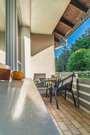 Einziehen und wohlfühlen: komplett sanierte 3-Zimmer-Wohnung mit Balkon und Garage – Foto 23