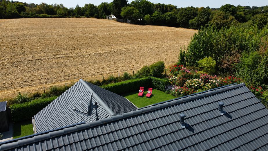 Ekskluzywny dom jednorodzinny w wyjątkowej lokalizacji – Hausansicht hinten