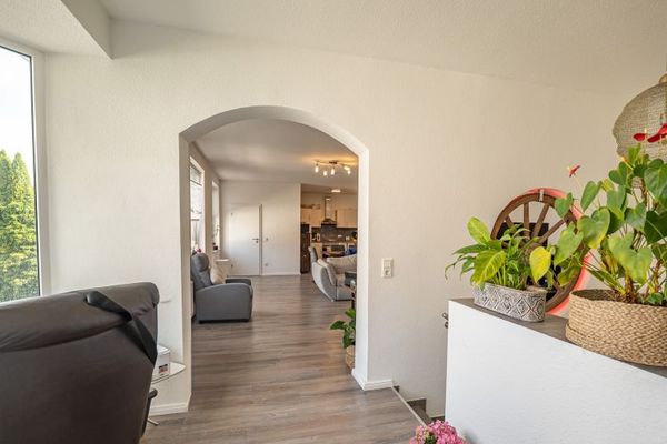 Großzügige 3-Zimmer-Wohnung mit moderner Ausstattung und optionaler Garage