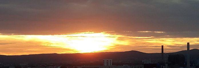 Mieszkanie 2-pokojowe na Sachsenhäuser Berg – Abends vom Balkon