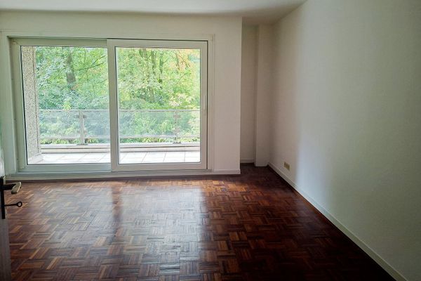 Sonniges Wohnglück mit Parkett, Balkon & frisch saniertem Wannenbad in Essen-Haarzopf