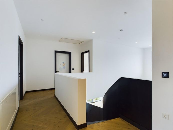 Exklusive Villa der Extraklasse in begehrter Wohnlage – Foto 16