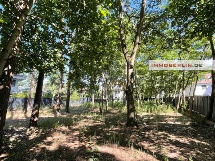 IMMOBERLIN.DE - Hervorragendes Baugrundstück in schöner Stadtrandlage – Foto 1