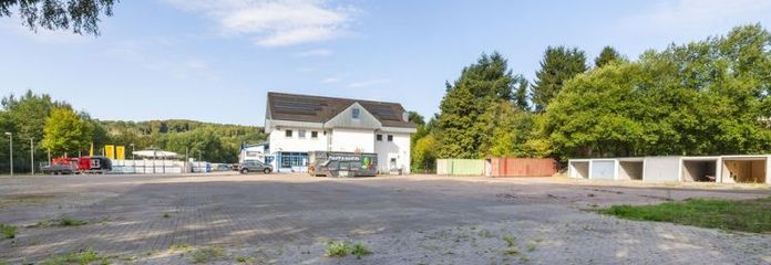 Außenlagerfläche/Freifläche zu vermieten! 2.000 qm gepflasterte Fläche - Gewerbegebiet von Raubach!