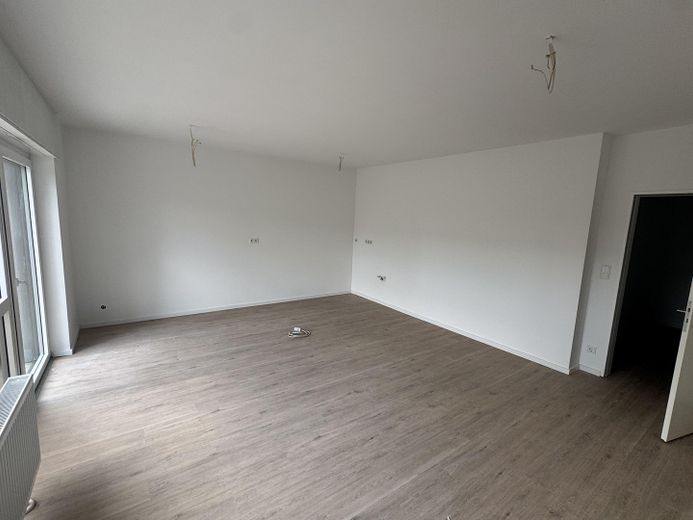 Erstbezug nach Sanierung: 2-Zimmer-Wohnung mit großem Balkon & Gartenblick in Duisburg-Rahm! – Schlafzimmer