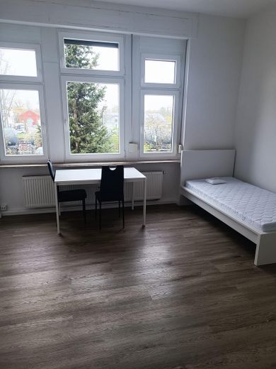 Gemeubileerd 1-kamerappartement te huur – Foto 1