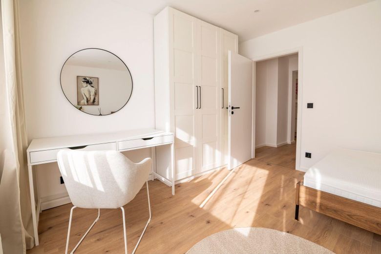 Furnished 5-room shared apartment in Munich with spacious rooms and modern features – Foto 17