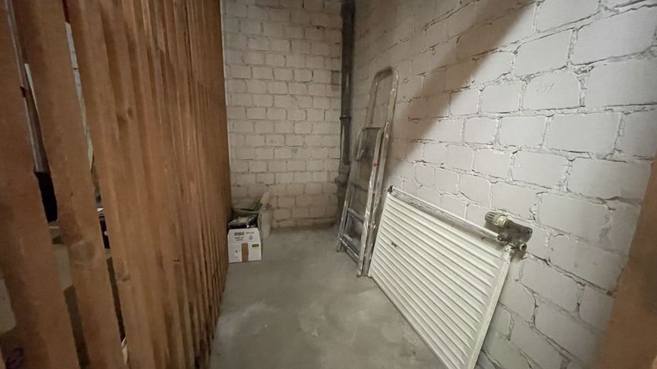 Kapitalanlage mit Seltenheitswert: Appartement mit Balkon, Indoor-Pool und Garten in Wi-Sonnenberg – Keller