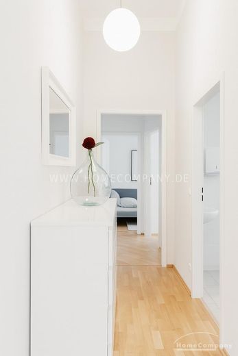Modern ausgestattete 8 Zimmer-Wohnung in Neuhausen – 63737e3714fa292e0b05035d76b376adfc9c2a6c.jpg