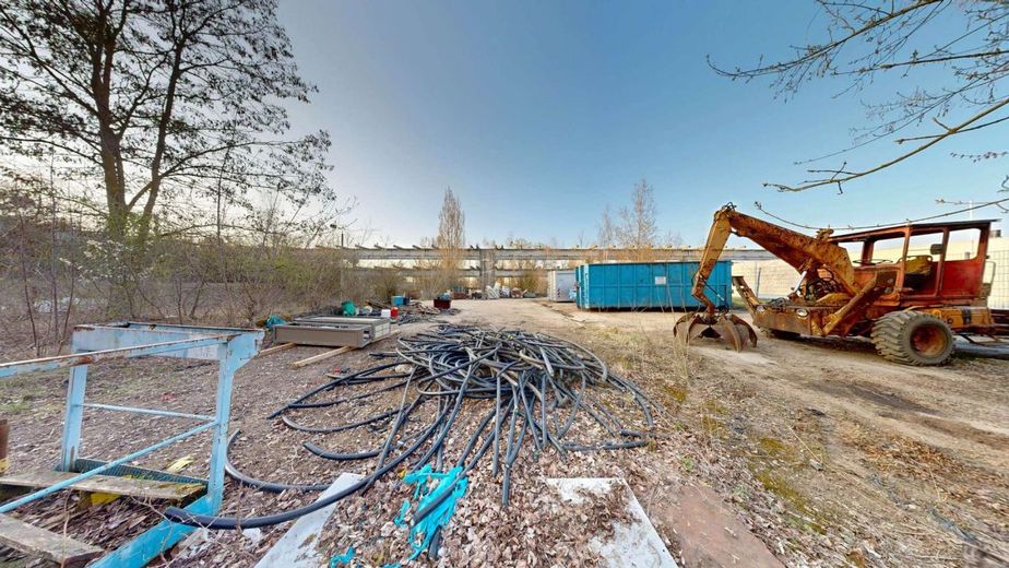 Provisionsfrei! Bei Magdeburg: Halle + 3 geschossiges Funktionsgebäude auf 9954m² in Schönebeck – Suedost Ansicht Grundstueck