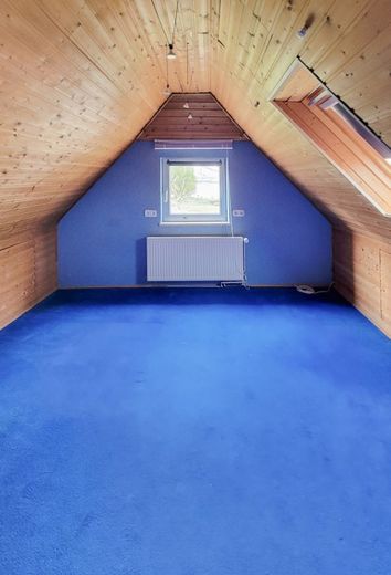 Rarität! Familienhaus in Mz-Finthen! Viel Charme &amp; Platz für eigene Ideen! Innenhof, Anbau,Scheune.. – Dachgeschoss 3