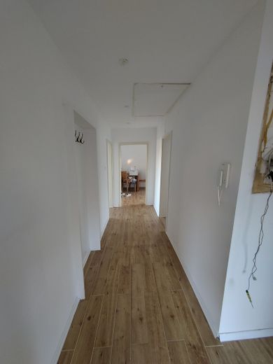 Helle Wohnung mit Teilklimatisierung im Herzen von Lützelsachsen – Foto 13