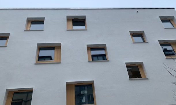 3-Zimmerwohnung in ruhiger 2ten Reihe – Eingangsfassade