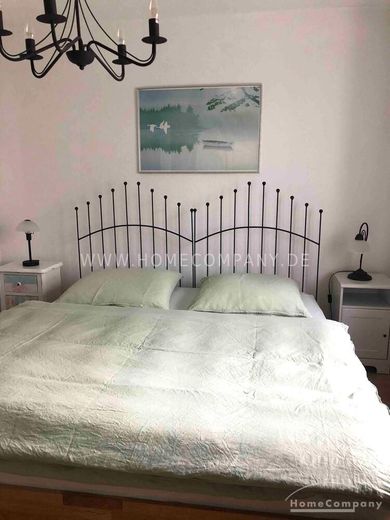 27018 HomeCompany Dresden Möbliert/Furnished 2-Zimmer-Apartment mit Balkon in Dresden-Nickern max. 1 Person – 779dc83a35ade0c332a01effc34116c60c3a708e.jpg