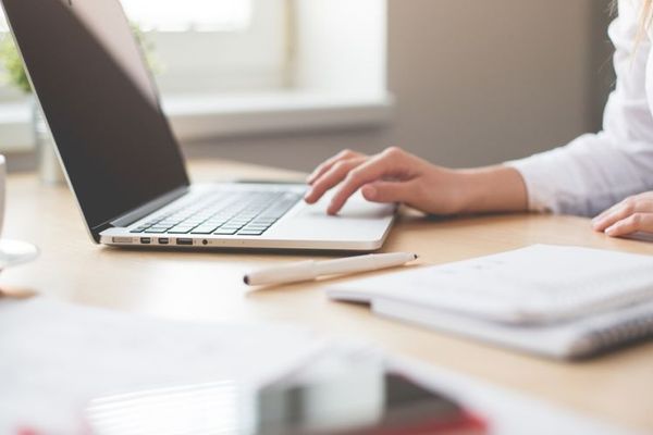Ideale per chi avvia una nuova attività - Uffici appena ristrutturati in un immobile commerciale disponibili da subito