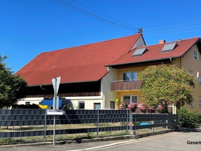 Lobbach, MFH + Nebengebäude – Foto 1