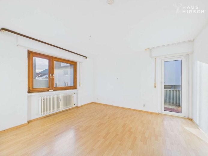 Kapitalanlage mit Potenzial: Wohn- und Geschäftshaus in Geislingen a.d. Steige – Schlafzimmer 1.OG