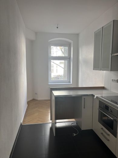 Tamamen yenilenmiş Berlin eski binası, gerçek ahşap parke – bahçe binasında sakin 1 odalı daire – Fotoğraf 10
