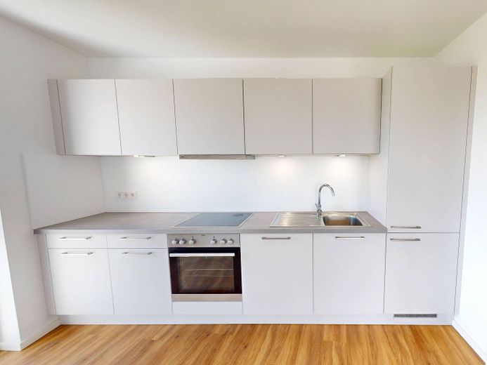 Platz & Komfort, gepaart mit modernem Design: Exklusive 3-Zimmer-Wohnung mit 2 BALKONEN, EBK und 2 Bädern – Küche