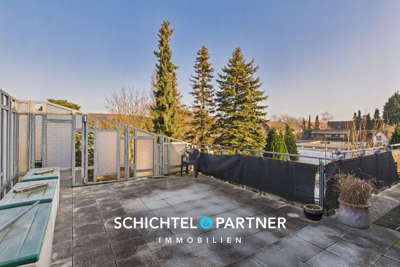 Ohlenhof | Geräumiges Dreiparteienhaus mit großem Grundstück und Gewerbe – S&amp;P | Dachterrasse