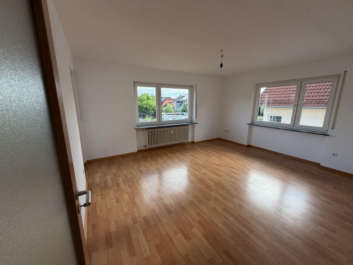 Wohnzimmer 1/3