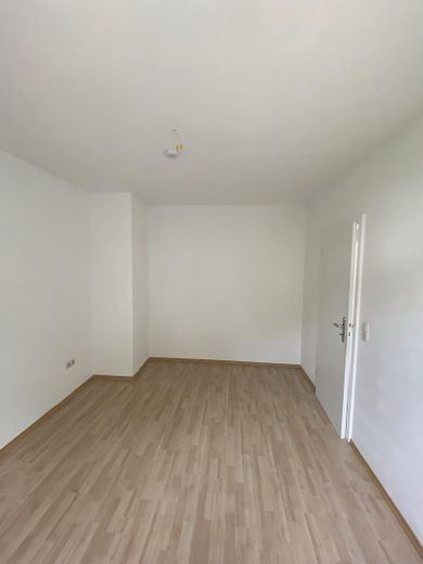 Schlafzimmer vom Fenster geseh