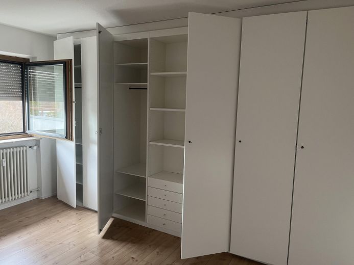 Einbauschrank