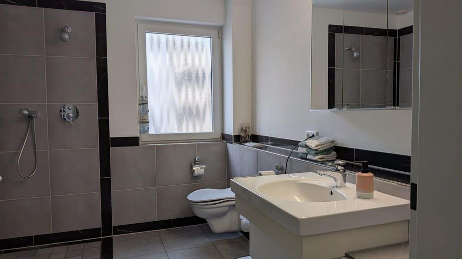 Duschbad/Gäste WC 1.OG