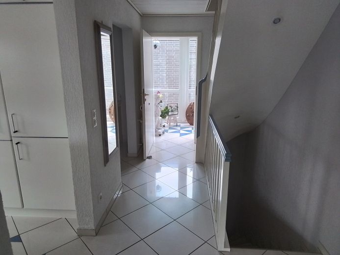 Freist. Einfamilienhaus mit großem Garten – Foto 8