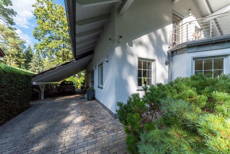 Carport