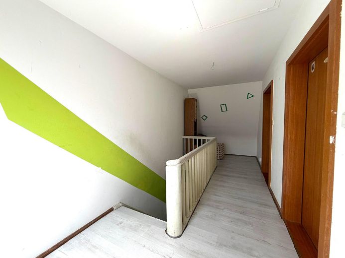 Doppelhaus mit 2 Doppelhaushälften * in Feucht – Foto 8