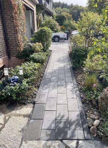 Maison individuelle isolée à Roetgen-Rott – Weg zur Garage