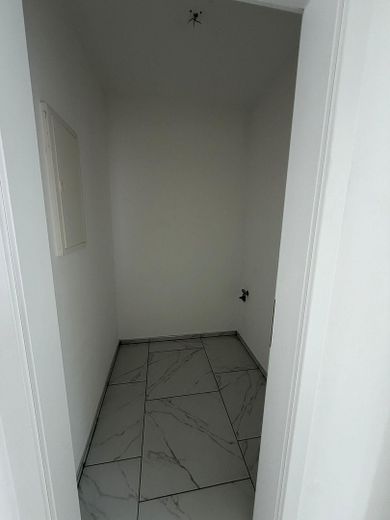 Licht. Design. Wohnkomfort. | Moderne Neubauwohnung mit Stellplatz – Foto 9