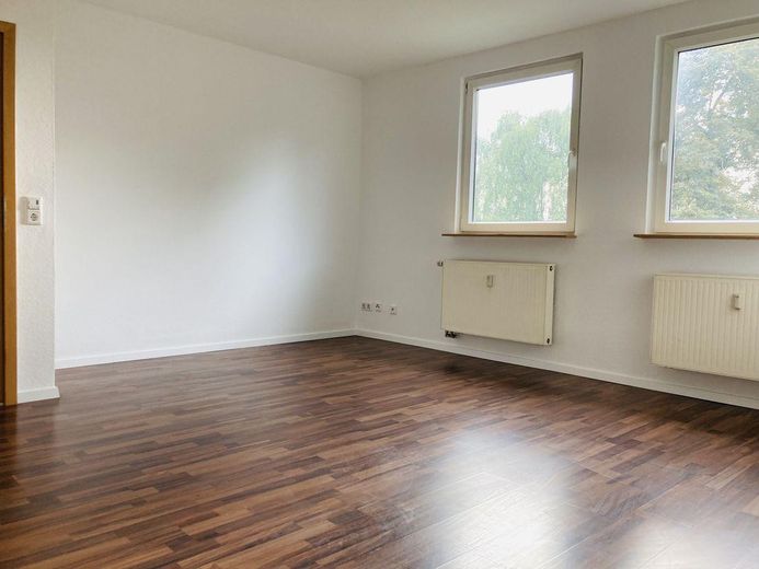 Beautiful, quietly located apartment with three rooms in Dortmund-Wambel – Wohnzimmer