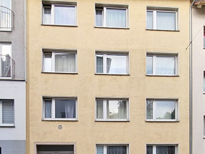 Appartamento mansardato di 2 locali in posizione tranquilla – Foto 1