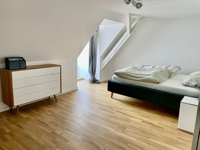 Schlafzimmer, Balkontüre