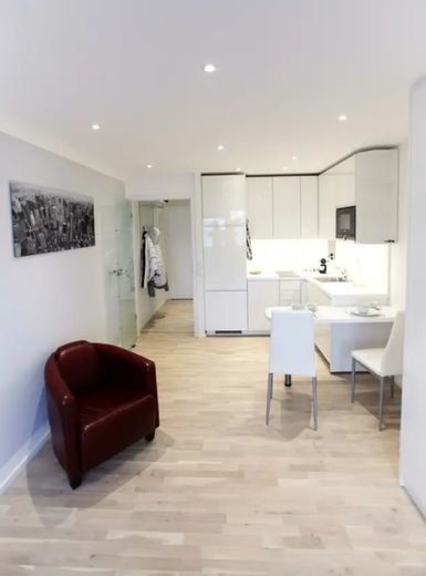 Möblierte 1-Zimmer-Wohnung in Schwabing-West mit Aufzug – IMG_9356.JPG