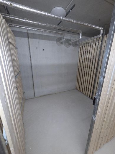 Neubau - Erstbezug - sofort verfügbar! Exklusive 2-Zi-Wohnung mit EBK und Garten sowie Tiefgarage – Keller
