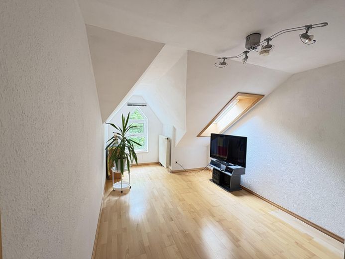Spacieuse maison mitoyenne centrale à Geradstetten – Kinderzimmer