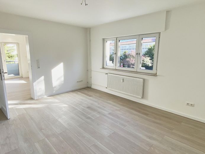 Kernsanierte, exklusive 3-Zimmer-Wohnung in Wiesbaden – Langenbeckstraße 4 – Schlafzimmer