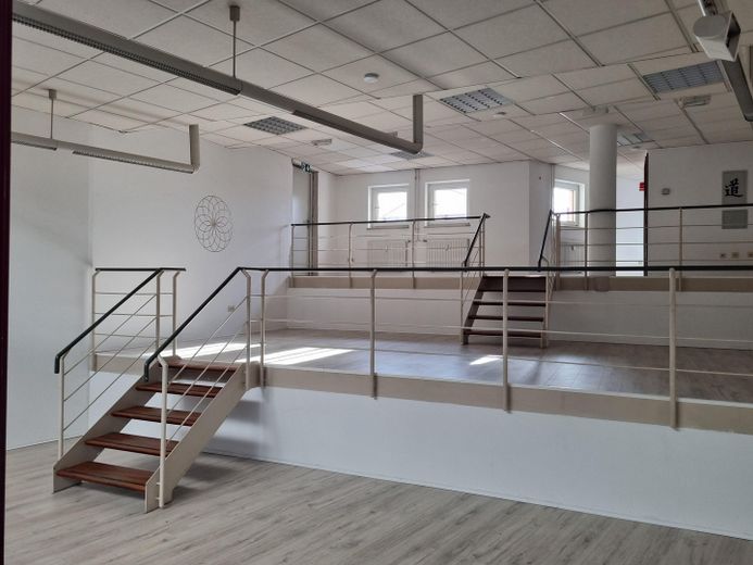 Attraktives vielseitiges Ladenlokal in Rastatt 80,51 m² große Schaufensterfront – Foto 1