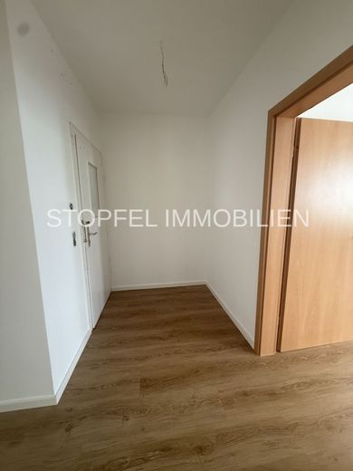 Sanierte Citywohnung mit großzügigen Balkon und Tiefgaragenstellplatz - mitten in Bielefeld – Eingangsbereich