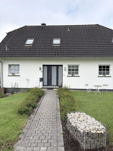 Sehr gepflegtes Einfamilienhaus ohne Provision in Traumhafter Lage – Foto 1